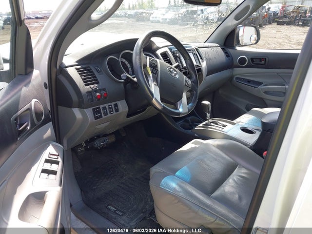 12620476 :رقم المزاد ، 5TFMU4FN9FX029920 vin ، 2015 Toyota Tacoma مزاد بيع