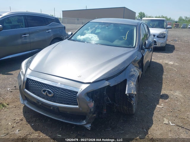 12620479 :رقم المزاد ، JN1BV7AR9FM406377 vin ، 2015 Infiniti Q50 Sport مزاد بيع