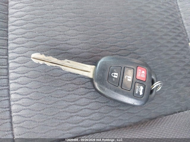 12620485 :رقم المزاد ، 2T1BURHE6HC949734 vin ، 2017 Toyota Corolla Le مزاد بيع