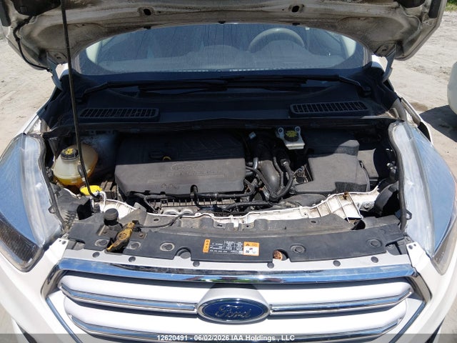 1FMCU0GD6JUD39927 Ford Escape