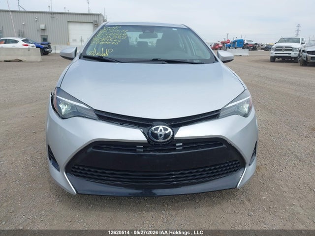 2T1BURHE9JC045382 Toyota COROLLA LE