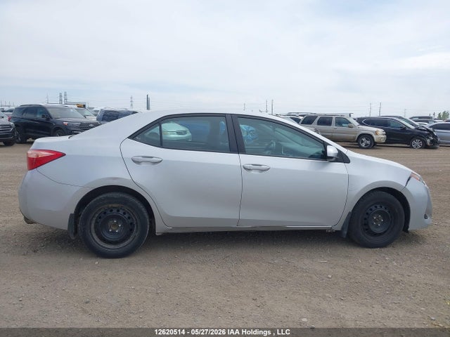2T1BURHE9JC045382 Toyota COROLLA LE