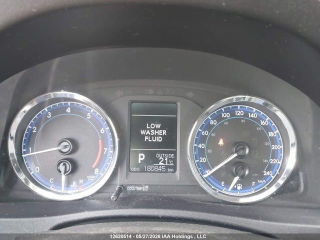 2T1BURHE9JC045382 Toyota COROLLA LE