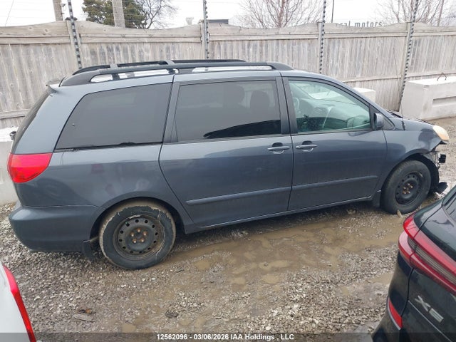 2007 Toyota Sienna Ce/le მანქანა იყიდება აუქციონზე, vin: 5TDZK23C97S047487, აუქციონის ნომერი: 12562096