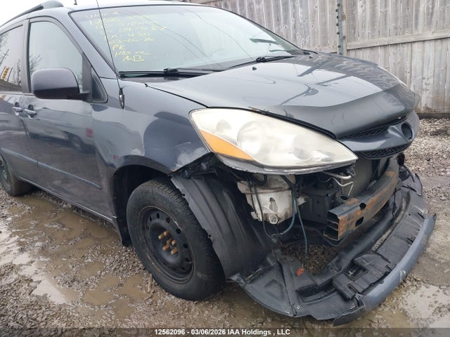 2007 Toyota Sienna Ce/le მანქანა იყიდება აუქციონზე, vin: 5TDZK23C97S047487, აუქციონის ნომერი: 12562096