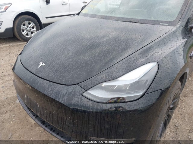 Tesla Model Y Long Range 2023 LRWYGDEE3PC066770 Image 19