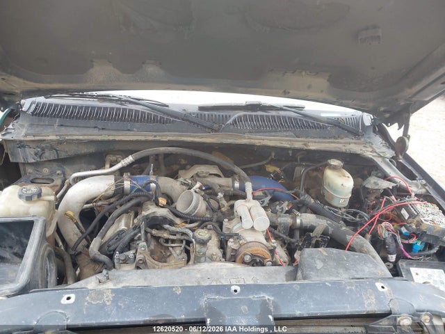 Продаж на аукціоні авто 2002 Chevrolet Silverado 2500hd Ls/lt, vin: 1GCHK29132E257597, номер лоту: 12620520