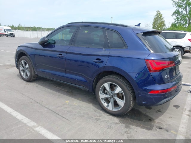 Audi Q5 2024 WA1AAAFY5R2138634 Image 3
