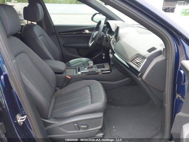 Audi Q5 2024 WA1AAAFY5R2138634 Image 5