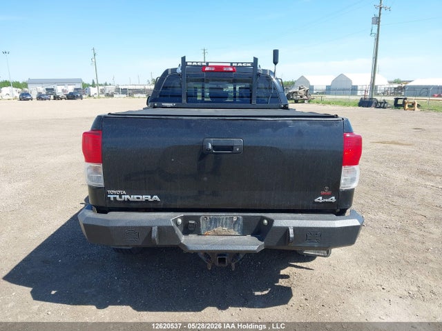 2010 Toyota Tundra Limited 5.7l V8 მანქანა იყიდება აუქციონზე, vin: 5TFBY5F1XAX112831, აუქციონის ნომერი: 12620537