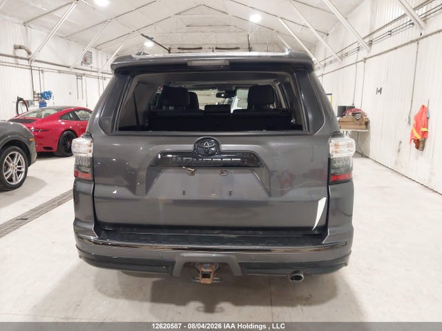 Продажа на аукционе авто 2021 Toyota 4runner Night Shade/limited, vin: JTEJU5JR4M5842850, номер лота: 12620587