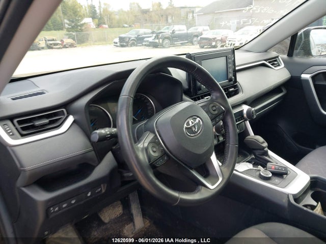 Продажа на аукционе авто 2019 Toyota Rav4 Hybrid Xle, vin: 2T3RWRFV6KW018238, номер лота: 12620599