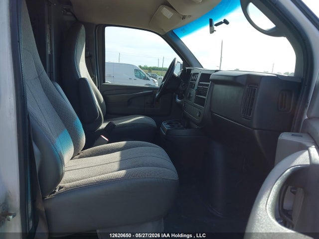 GMC Savana G2500 2014 1GTW7FBA9E1117320 Image 5