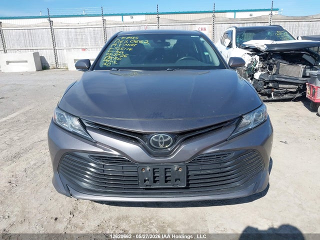 2019 Toyota Camry L/le/xle/se/xse მანქანა იყიდება აუქციონზე, vin: 4T1B11HK1KU735174, აუქციონის ნომერი: 12620662