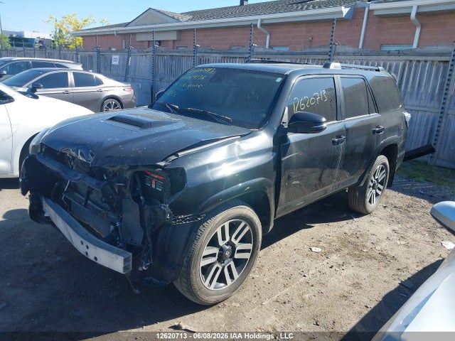Toyota 4runner 2022 JTESU5JR9N6019136 Image 2