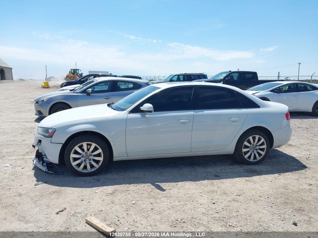 2013 Audi A4 2.0t მანქანა იყიდება აუქციონზე, vin: WAUBFCFL0DN004646, აუქციონის ნომერი: 12620758