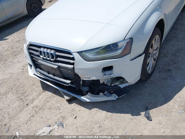 2013 Audi A4 2.0t მანქანა იყიდება აუქციონზე, vin: WAUBFCFL0DN004646, აუქციონის ნომერი: 12620758