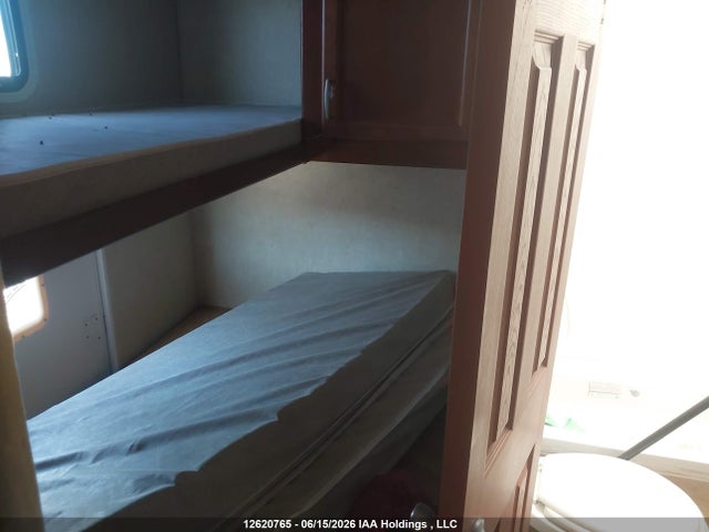 Продаж на аукціоні авто 2009 Fleetwood Wilderness, vin: 1ED1B282492904635, номер лоту: 12620765