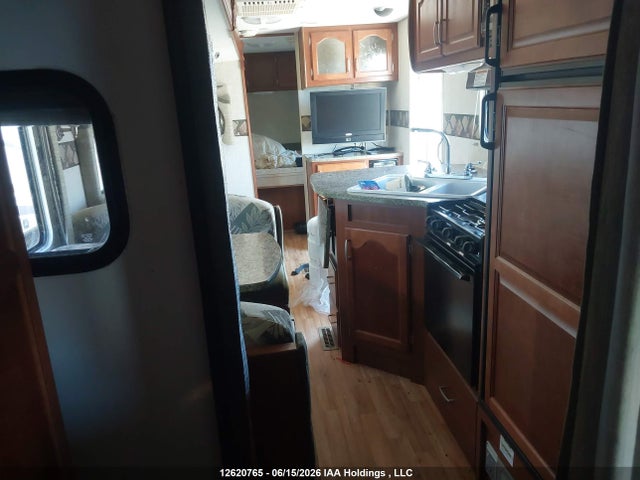 Продаж на аукціоні авто 2009 Fleetwood Wilderness, vin: 1ED1B282492904635, номер лоту: 12620765