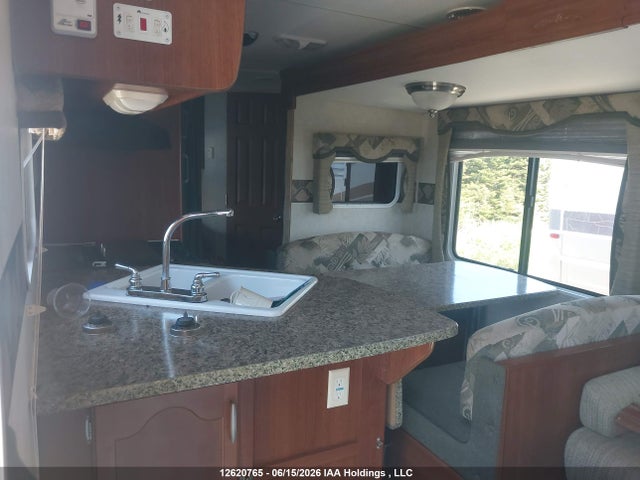 Продаж на аукціоні авто 2009 Fleetwood Wilderness, vin: 1ED1B282492904635, номер лоту: 12620765