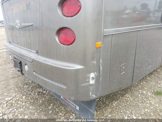 2006 Ford F550 Super Duty Stripped Chass მანქანა იყიდება აუქციონზე, vin: 1F6NF53Y260A01746, აუქციონის ნომერი: 12620786