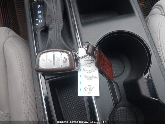 2015 Hyundai Sonata Se მანქანა იყიდება აუქციონზე, vin: 5NPE24AF9FH252139, აუქციონის ნომერი: 12620810