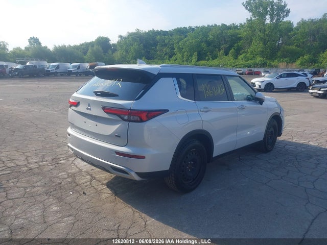 Продаж на аукціоні авто 2024 Mitsubishi Outlander Se/black Edition/ralliart, vin: JA4J4VA87RZ635617, номер лоту: 12620812