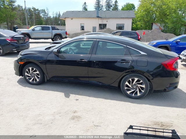12620823 :رقم المزاد ، 2HGFC2F67JH029647 vin ، 2018 Honda Civic Se مزاد بيع