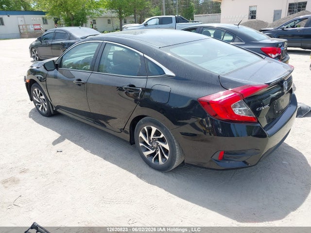 12620823 :رقم المزاد ، 2HGFC2F67JH029647 vin ، 2018 Honda Civic Se مزاد بيع