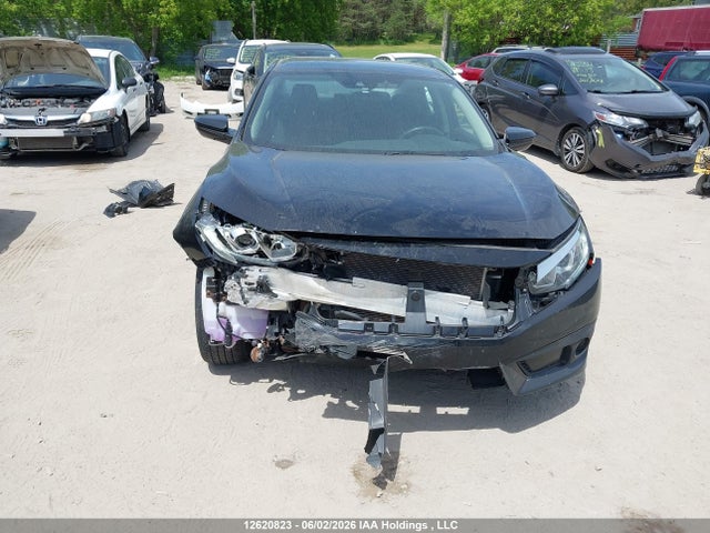 12620823 :رقم المزاد ، 2HGFC2F67JH029647 vin ، 2018 Honda Civic Se مزاد بيع