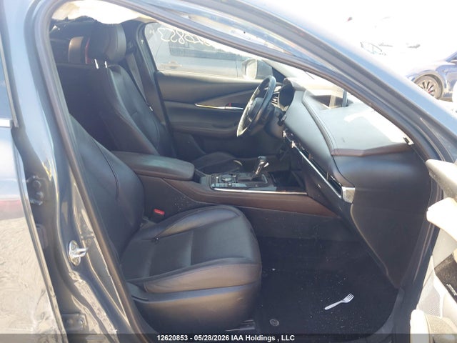 2023 Mazda Cx-30 Premium მანქანა იყიდება აუქციონზე, vin: 3MVDMBDM8PM538515, აუქციონის ნომერი: 12620853