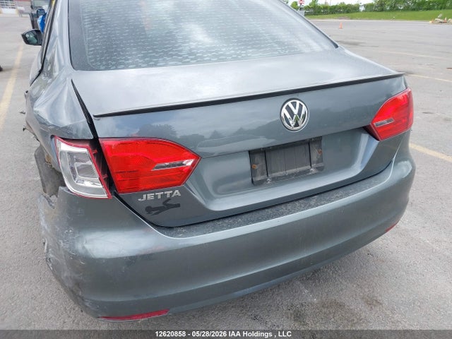 12620858 :رقم المزاد ، 3VW2K7AJ7DM373085 vin ، 2013 Volkswagen Jetta مزاد بيع