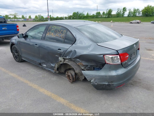 12620858 :رقم المزاد ، 3VW2K7AJ7DM373085 vin ، 2013 Volkswagen Jetta مزاد بيع