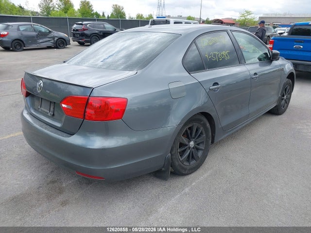 12620858 :رقم المزاد ، 3VW2K7AJ7DM373085 vin ، 2013 Volkswagen Jetta مزاد بيع