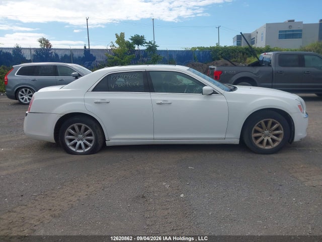 2013 Chrysler 300c მანქანა იყიდება აუქციონზე, vin: 2C3CCAAG1DH669017, აუქციონის ნომერი: 12620862