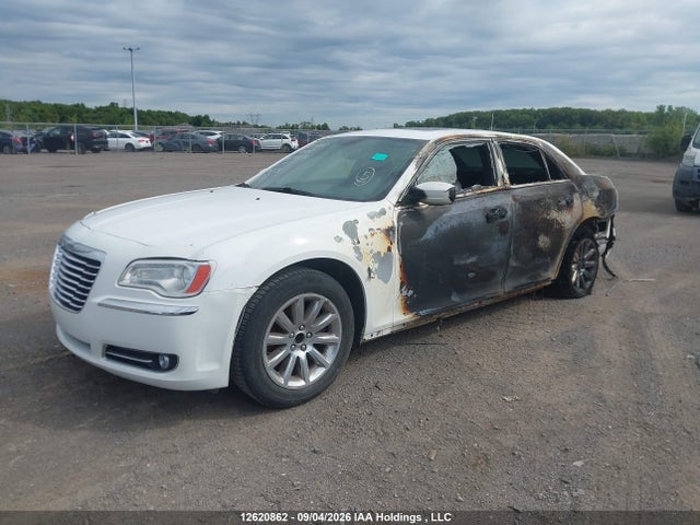 2013 Chrysler 300c მანქანა იყიდება აუქციონზე, vin: 2C3CCAAG1DH669017, აუქციონის ნომერი: 12620862