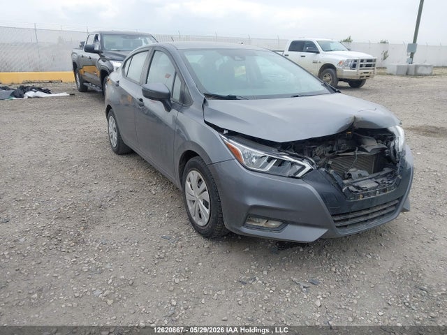 12620867 :رقم المزاد ، 3N1CN8DV7ML872383 vin ، 2021 Nissan Versa S مزاد بيع