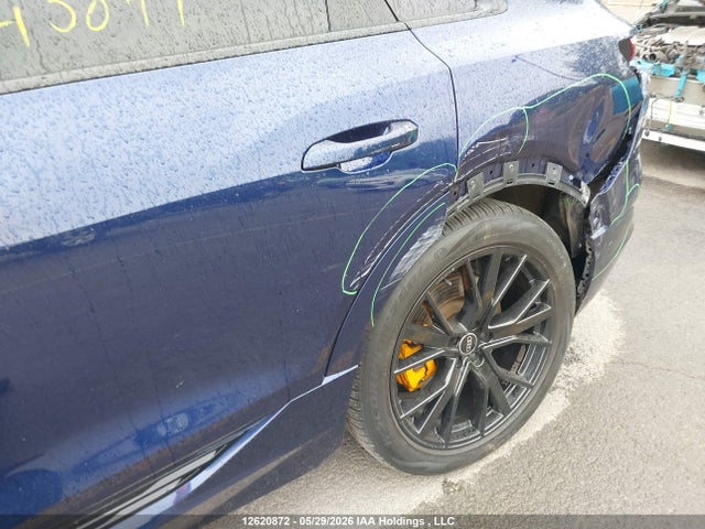 12620872 :رقم المزاد ، WA1AABGE3NB043879 vin ، 2022 Audi E-tron Premium مزاد بيع