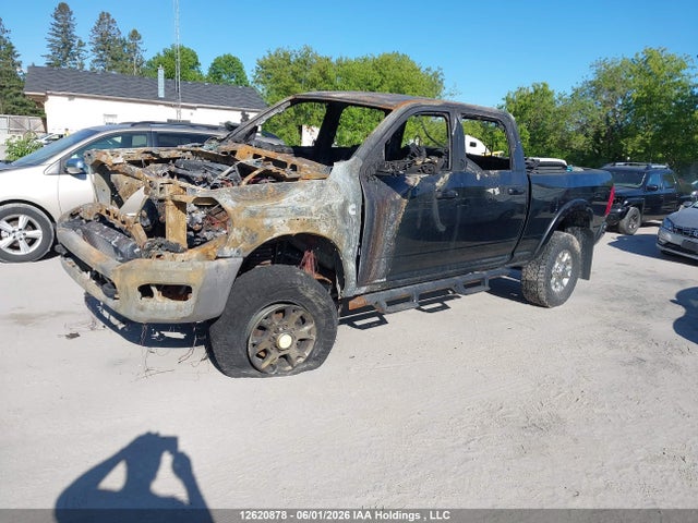 12620878 :رقم المزاد ، 3C63R3ELXNG240173 vin ، 2022 Ram 3500 Laramie مزاد بيع