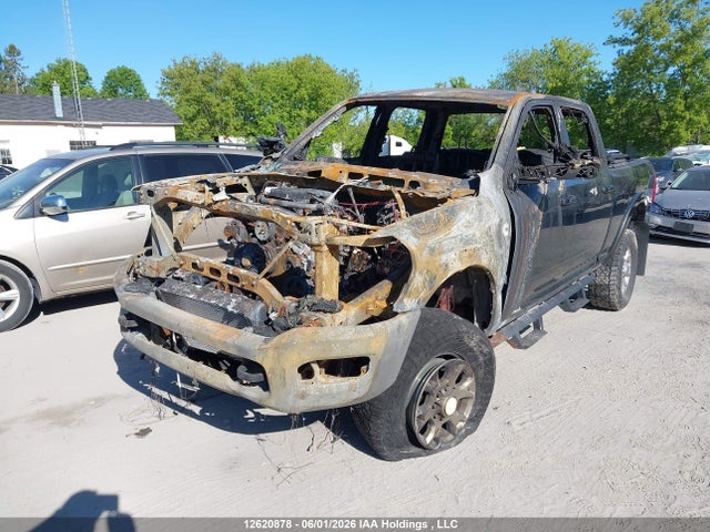 12620878 :رقم المزاد ، 3C63R3ELXNG240173 vin ، 2022 Ram 3500 Laramie مزاد بيع