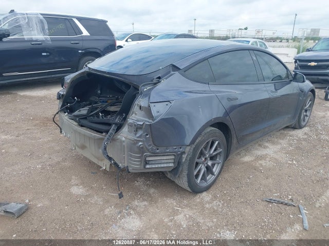 Tesla MODEL 3 2023 LRW3E1FA7PC933727 Image 4