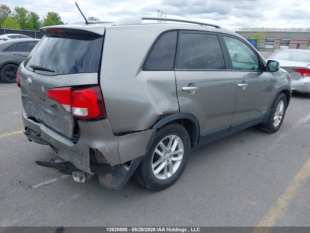 KIA Sorento 2014 5XYKTCA63EG495753 Image 4