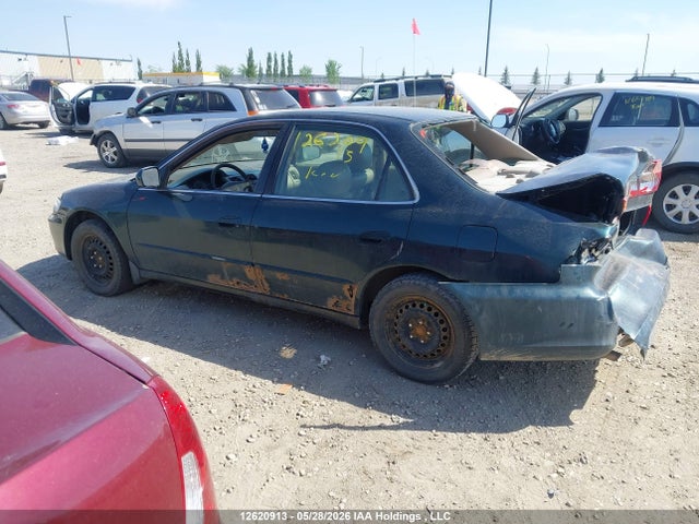 Продаж на аукціоні авто 2000 Honda Accord Ex, vin: 1HGCG1658YA801106, номер лоту: 12620913