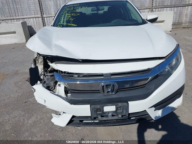 Honda Civic Lx 2018 2HGFC2E52JH016927 Image 18