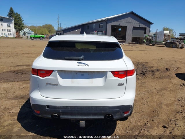 Jaguar F-pace 25t Premium 2019 SADCJ2FX2KA357563 Image 15