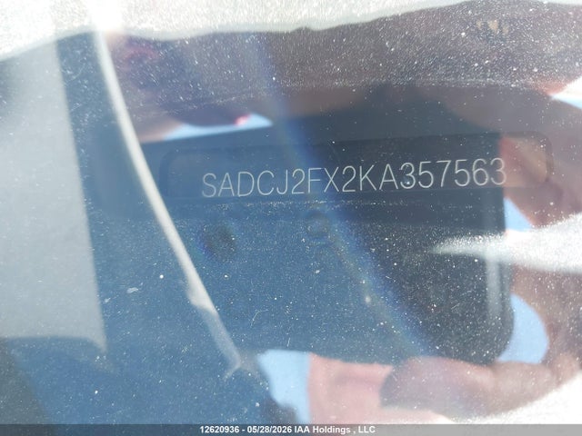 Jaguar F-pace 25t Premium 2019 SADCJ2FX2KA357563 Image 18