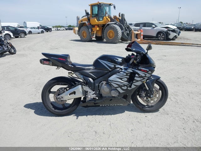 Продажа на аукционе авто 2005 Honda Cbr600 Rr, vin: JH2PC37265M200077, номер лота: 12620961