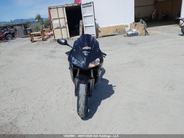 Продажа на аукционе авто 2005 Honda Cbr600 Rr, vin: JH2PC37265M200077, номер лота: 12620961