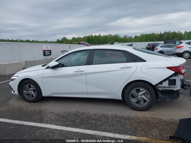 2025 Hyundai Elantra Essential მანქანა იყიდება აუქციონზე, vin: KMHLM4DG9SU952793, აუქციონის ნომერი: 12620973