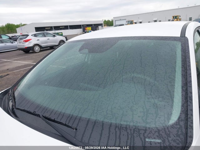 2025 Hyundai Elantra Essential მანქანა იყიდება აუქციონზე, vin: KMHLM4DG9SU952793, აუქციონის ნომერი: 12620973